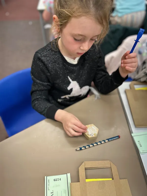 Gallery - created at 2025-09-11 18:17:01 - image 4