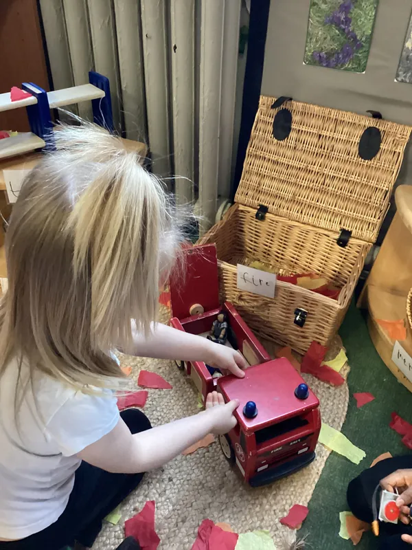 Reception Spring - image 1 Reception Spring - image 1