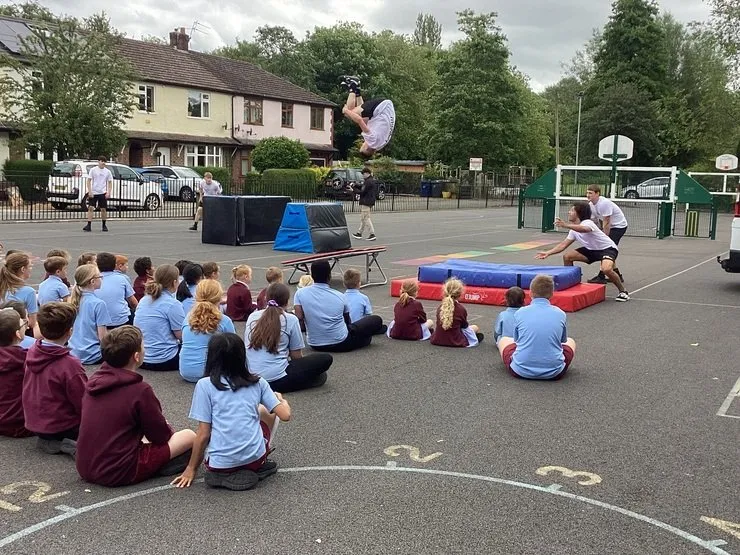 Street Monkeys' Performance - image 9