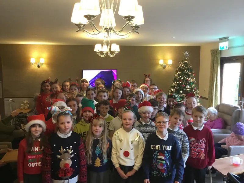 P5-7 Carol Singing - image 3