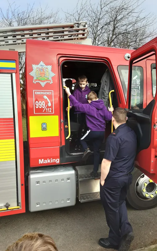 Gallery - created at 2025-03-27 11:04:23 - image 19 Gallery - created at 2025-03-27 11:04:23 - image 19