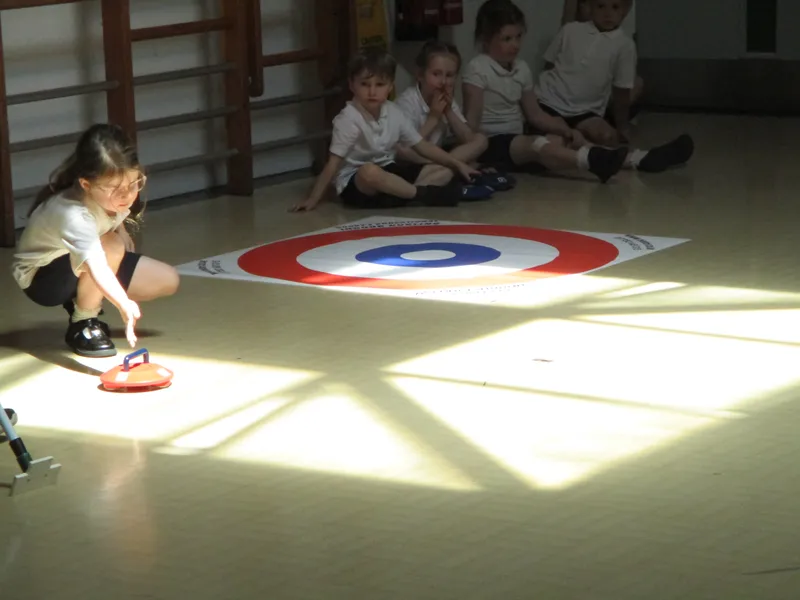 Curling - image 28