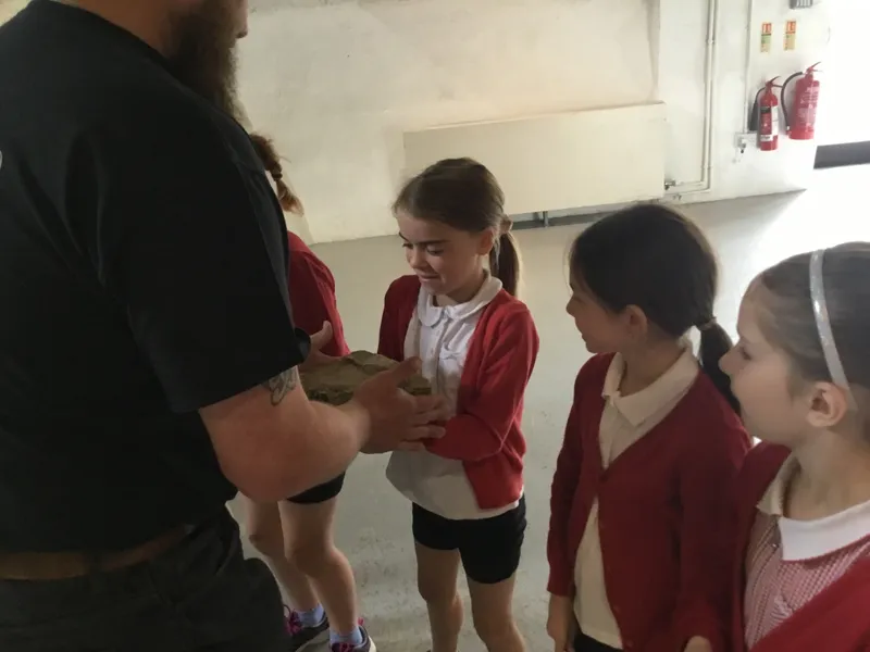 Year 3 - MK Discovery Centre - image 3