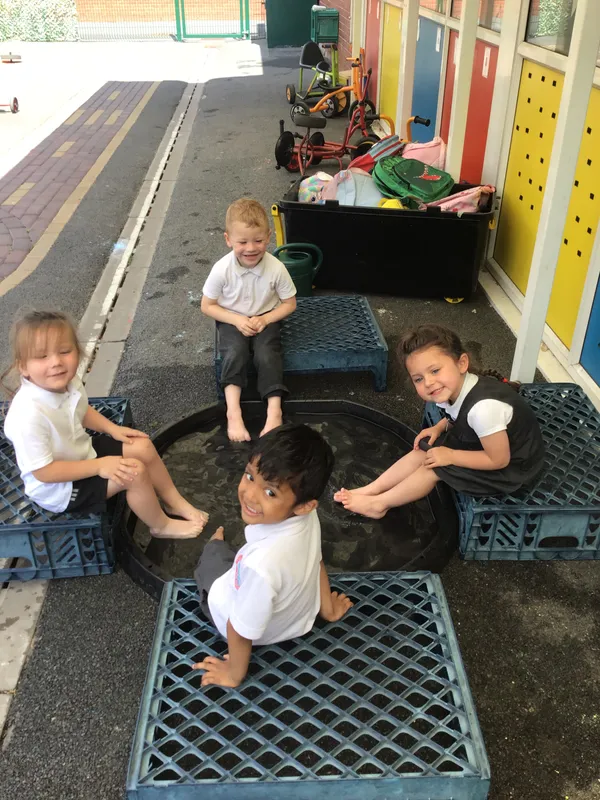 Cooling down at the nursery spa! - image 2 Cooling down at the nursery spa! - image 2
