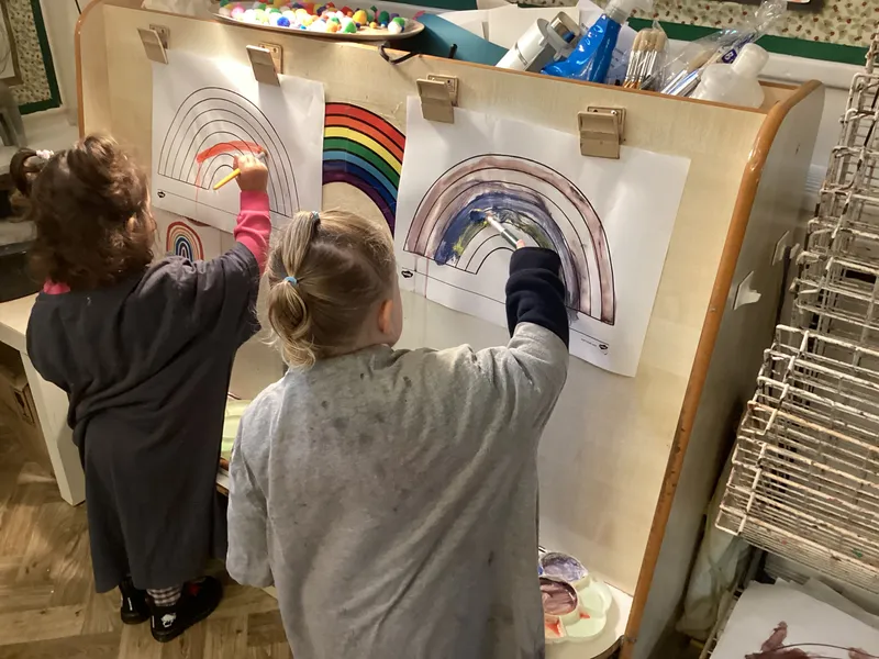 How the crayons saved the rainbow - image 4 How the crayons saved the rainbow - image 4