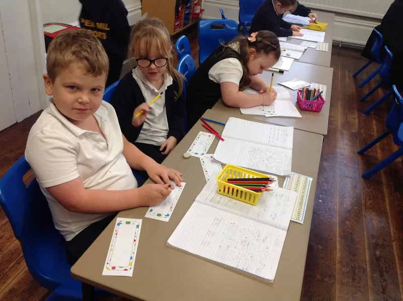 Gallery - created at 2025-10-15 12:03:33 - image 3