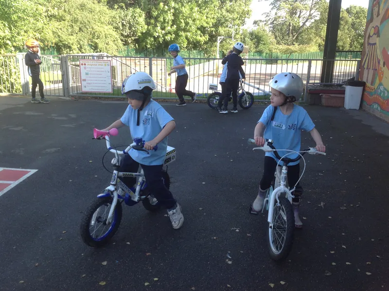 Gallery - created at 2021-09-27 17:05:42 - image 4