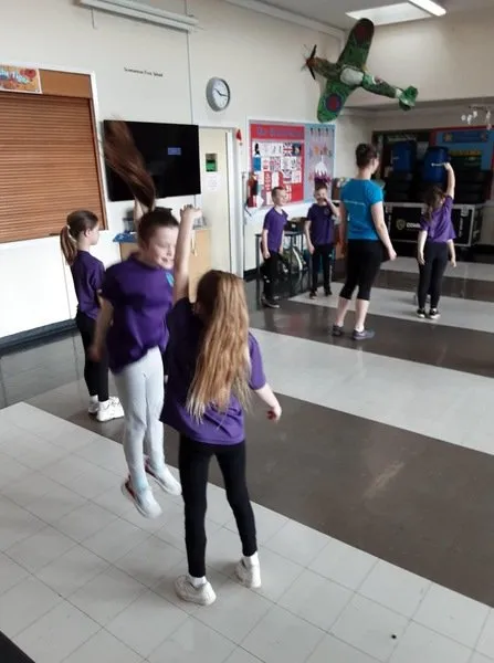 PE 3 - image 1 PE 3 - image 1