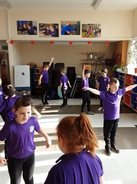 PE 3 - image 5 PE 3 - image 5