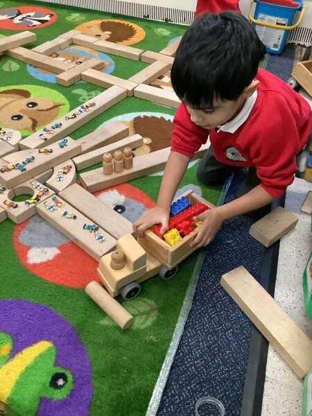 Reception 25 - image 4 Reception 25 - image 4