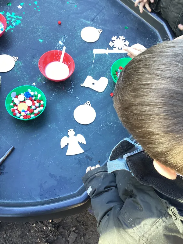 christmas stay & play 25 - image 11 christmas stay & play 25 - image 11