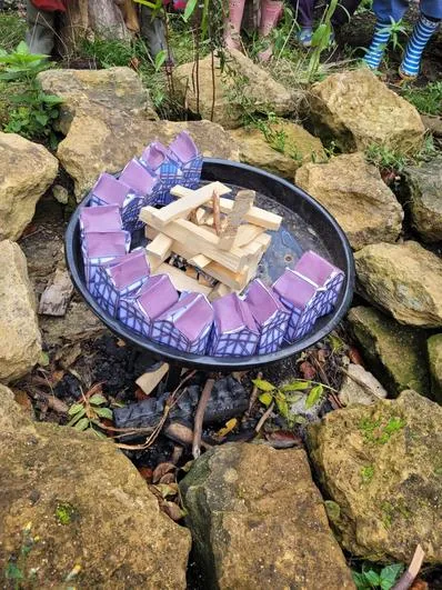 Autumn 2022 - October 19th - Acorns - The Great Fire of London, Whittling Sticks and Baking Bread - image 3 Autumn 2022 - October 19th - Acorns - The Great Fire of London, Whittling Sticks and Baking Bread - image 3