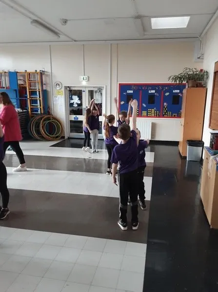 PE 3 - image 2 PE 3 - image 2