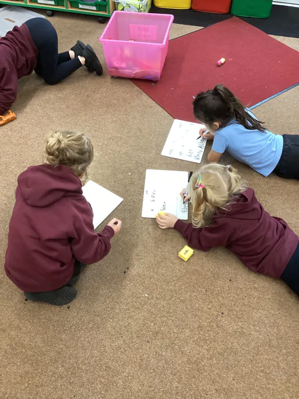 Gallery - created at 2025-09-16 16:30:01 - image 9