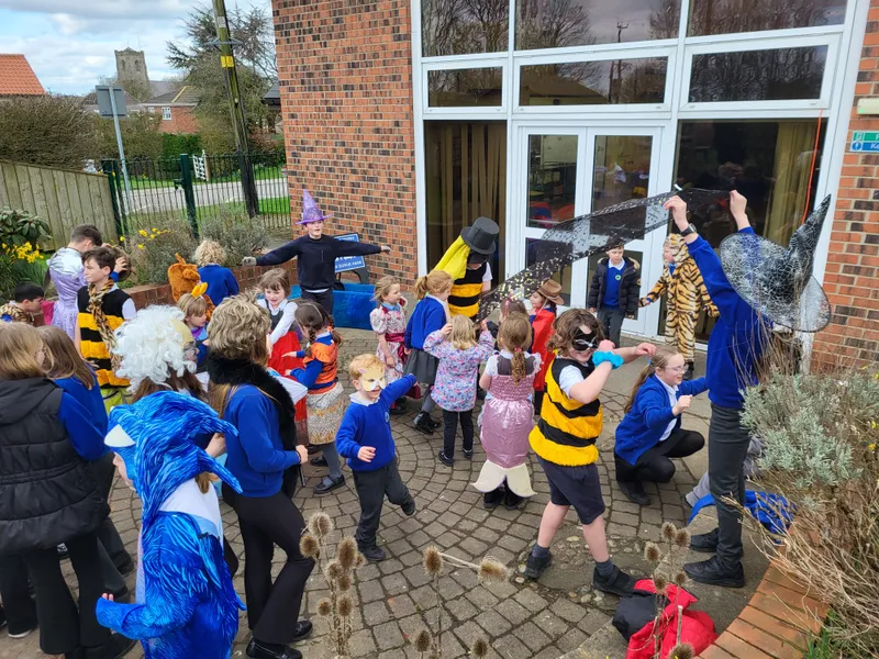 OPAL - image 2 OPAL - image 2