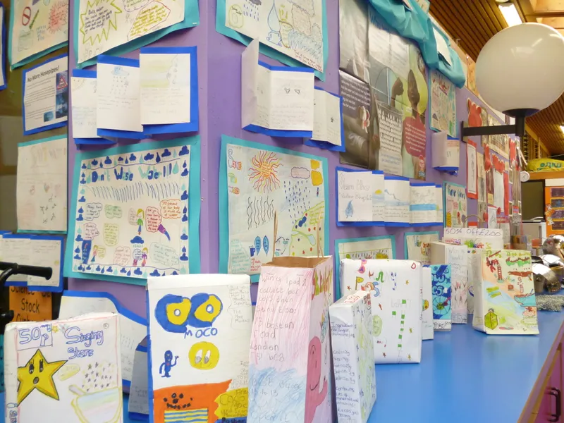 School Tour - image 30