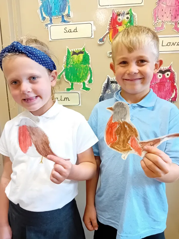 Robins showcasing their wonderful watercolour Robins - image 1 Robins showcasing their wonderful watercolour Robins - image 1