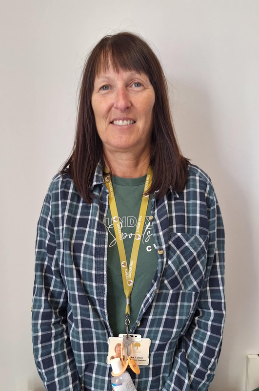 Mrs Dixon - Lunchtime Supervisor