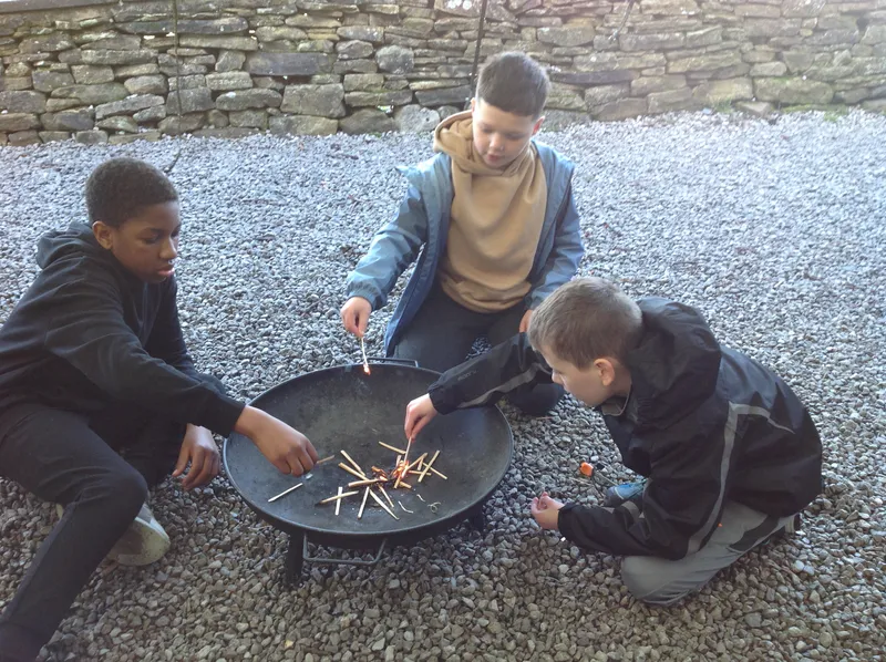 Photos - image 44 Photos - image 44