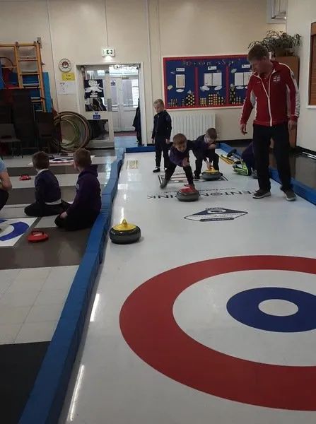 PE 2 - image 3 PE 2 - image 3