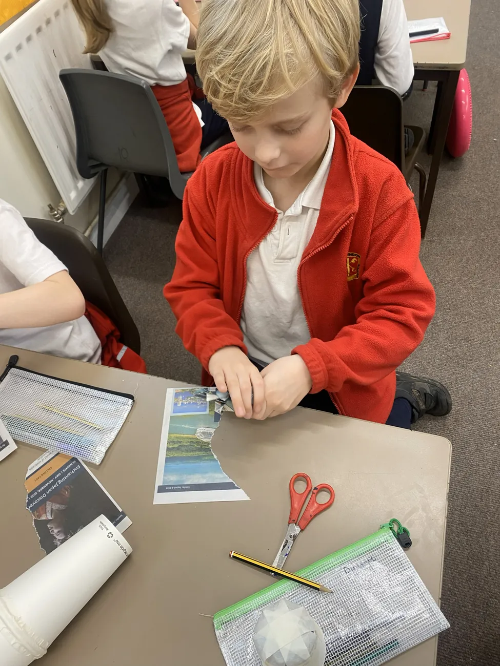 Gallery - created at 2025-11-28 17:35:34 - image 8 Gallery - created at 2025-11-28 17:35:34 - image 8