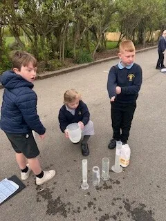 Swallows measuring and comparing capacity and volume in Maths - image 1 Swallows measuring and comparing capacity and volume in Maths - image 1