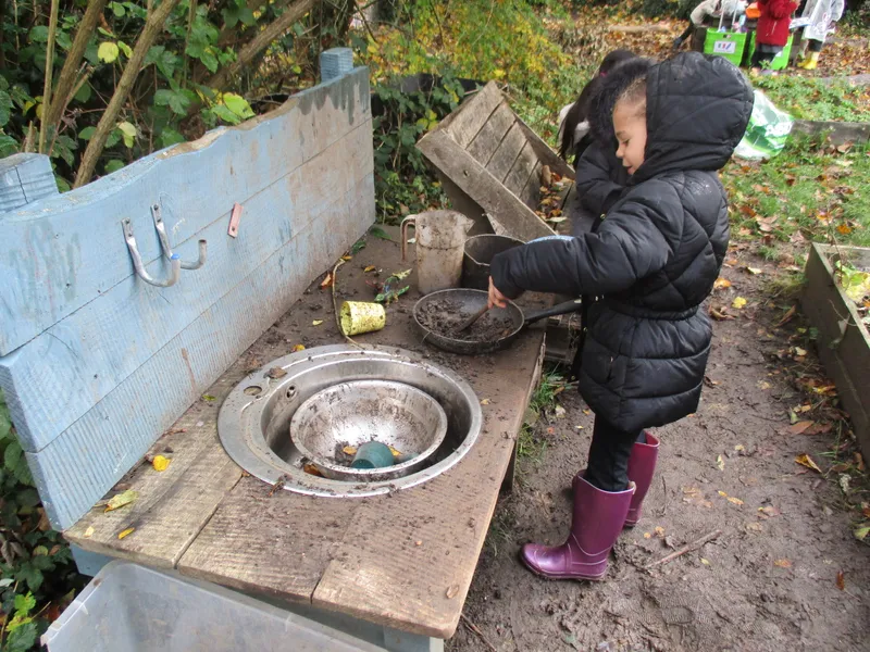 Forest School Fun Year 1 - image 28 Forest School Fun Year 1 - image 28