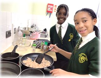 Yr 6 Cookery – Come Dine with me!