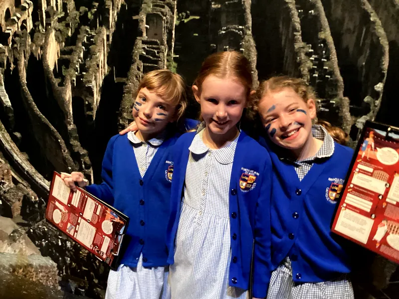 Year 4 Gallery - image 18