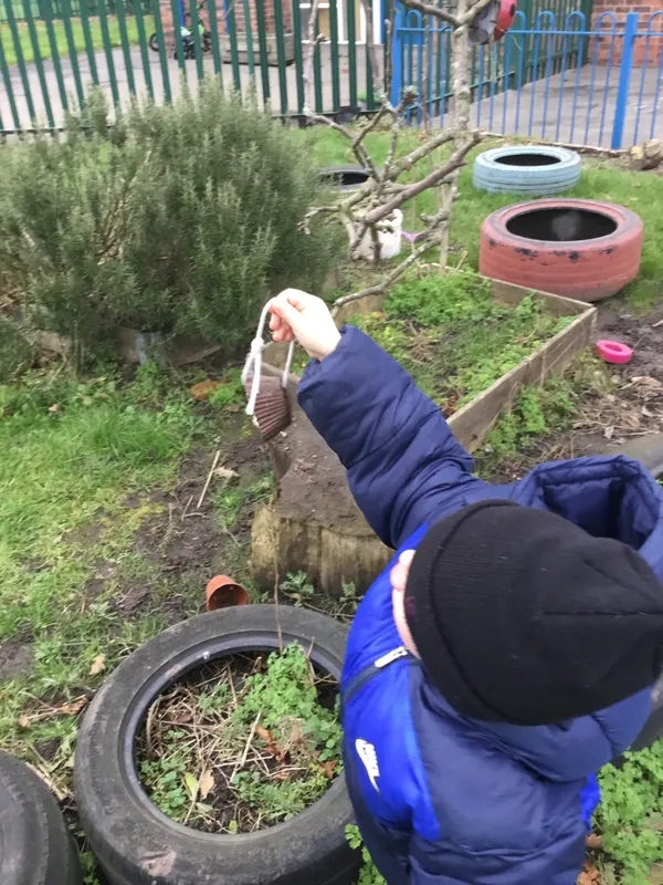 Nursery bird feeders - image 2