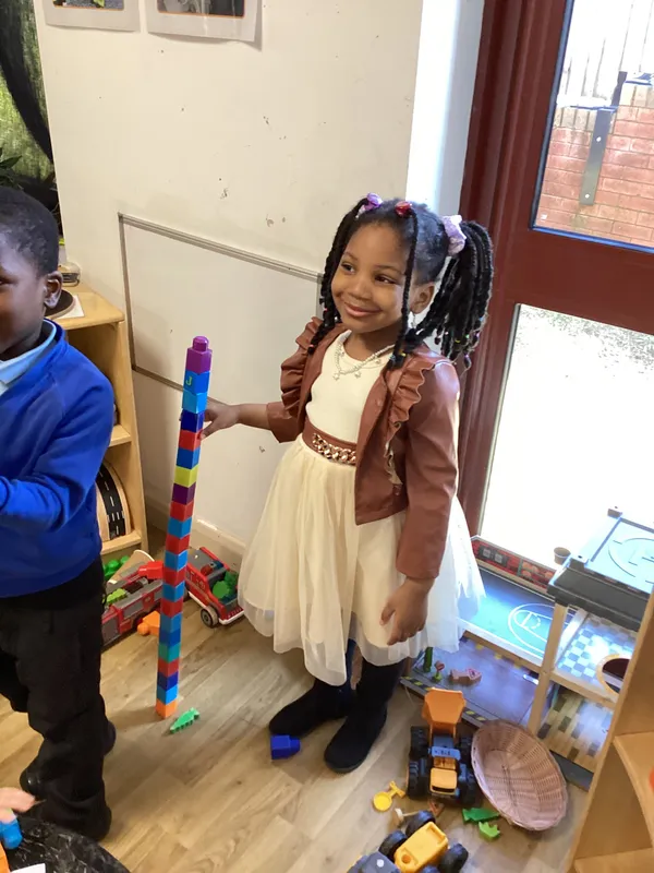 Gallery - created at 2025-04-04 15:02:06 - image 27