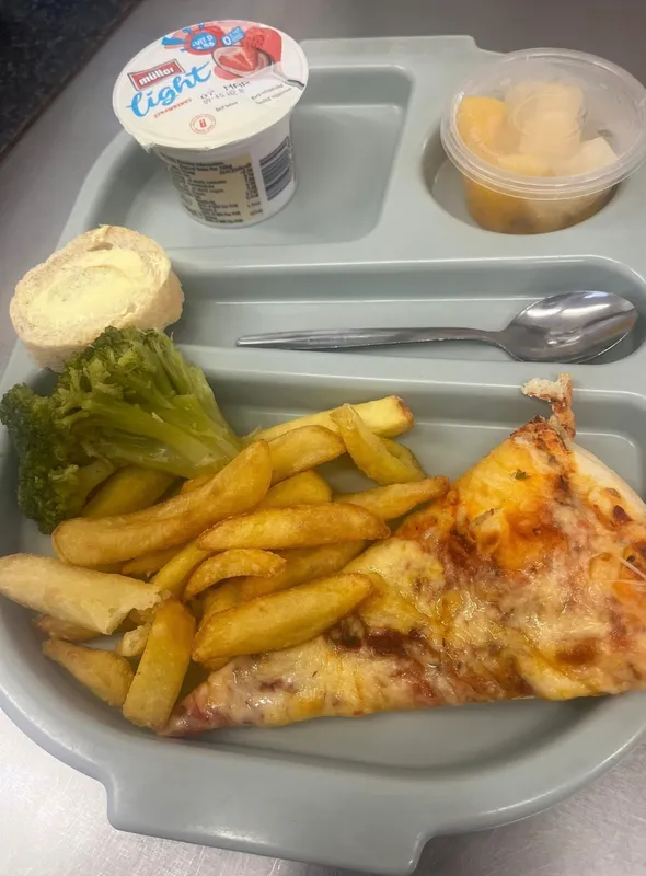 School meals - image 3 School meals - image 3