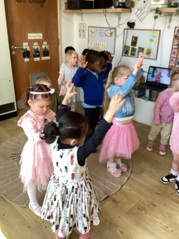 Gallery - created at 2025-04-04 15:02:06 - image 38