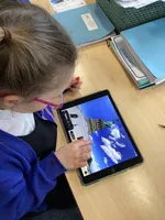 NB Geo Spring - image 1 NB Geo Spring - image 1