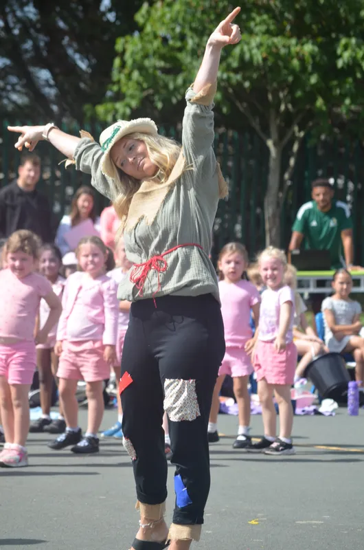 Extravaganza 2025 Part 1 - image 34