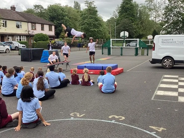 Street Monkeys' Performance - image 1