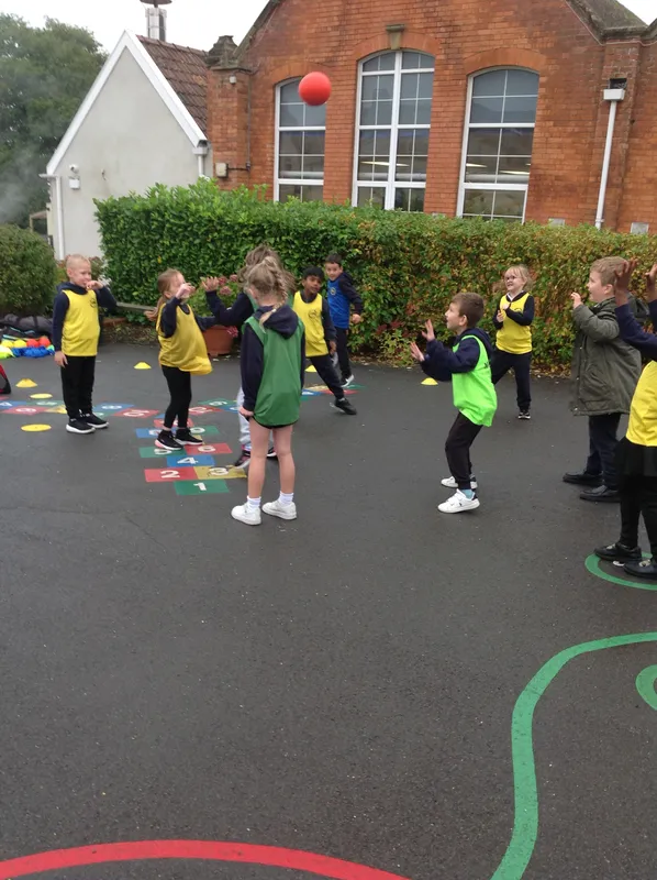 Gallery - created at 2025-10-16 09:47:03 - image 1