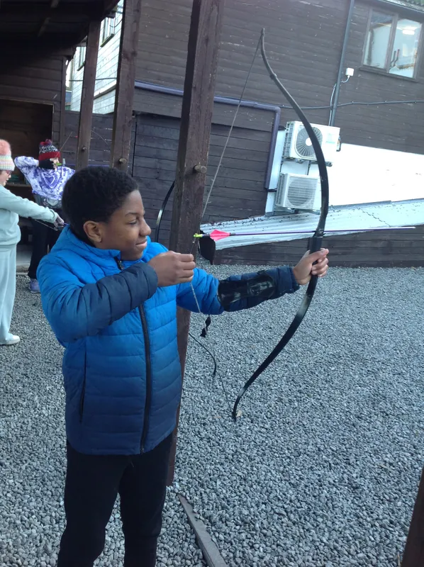 Photos - image 38 Photos - image 38