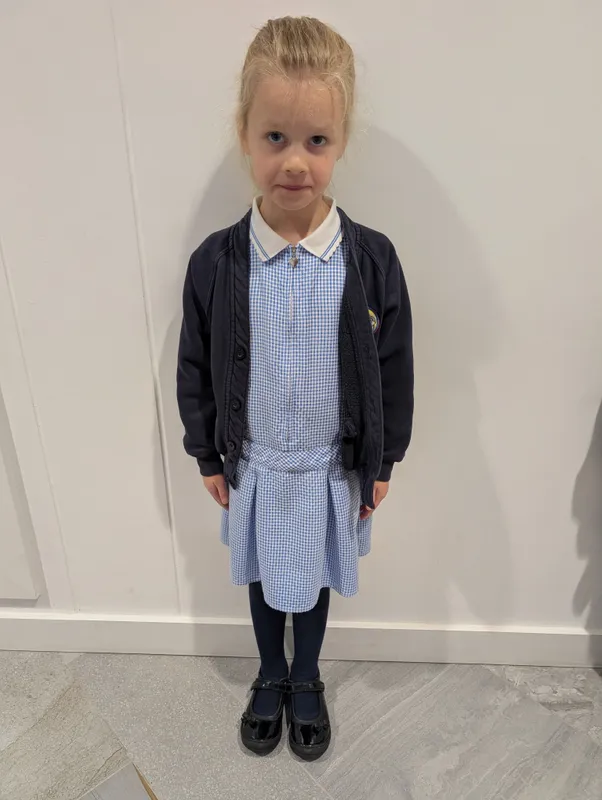 Uniform - girls - image 1