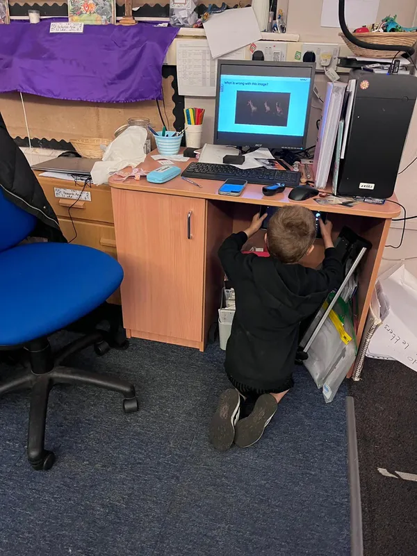 Class 2 Computing pictures - image 12 Class 2 Computing pictures - image 12