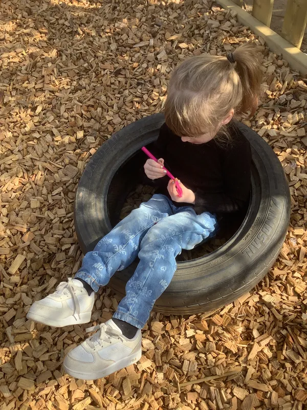 Gallery - created at 2025-04-04 15:02:06 - image 48