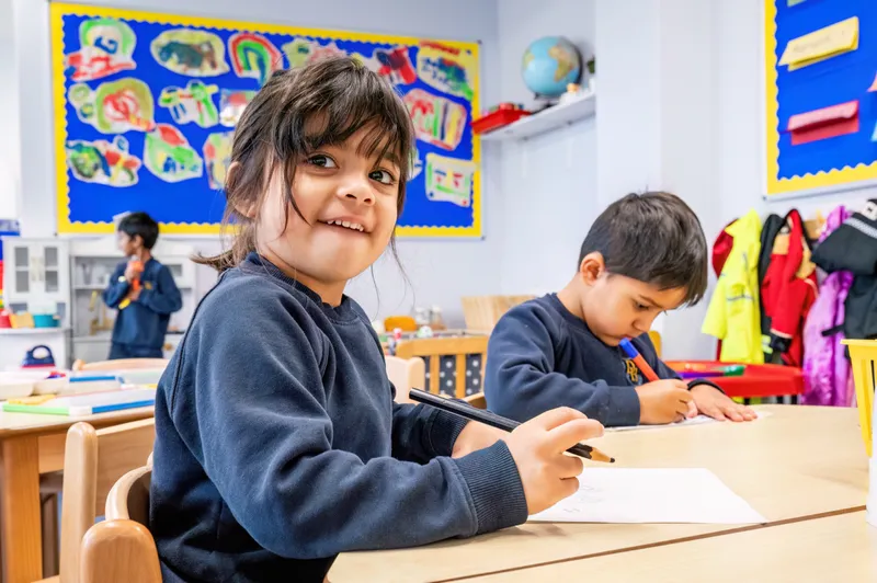 Stay + play - image 14