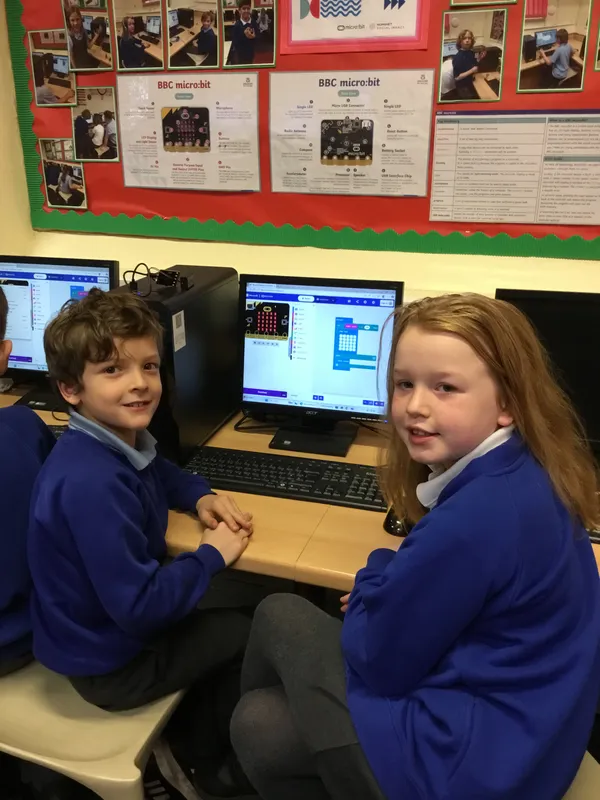 2025 Class 3 BBC micro:bits - nightlights - image 14 2025 Class 3 BBC micro:bits - nightlights - image 14