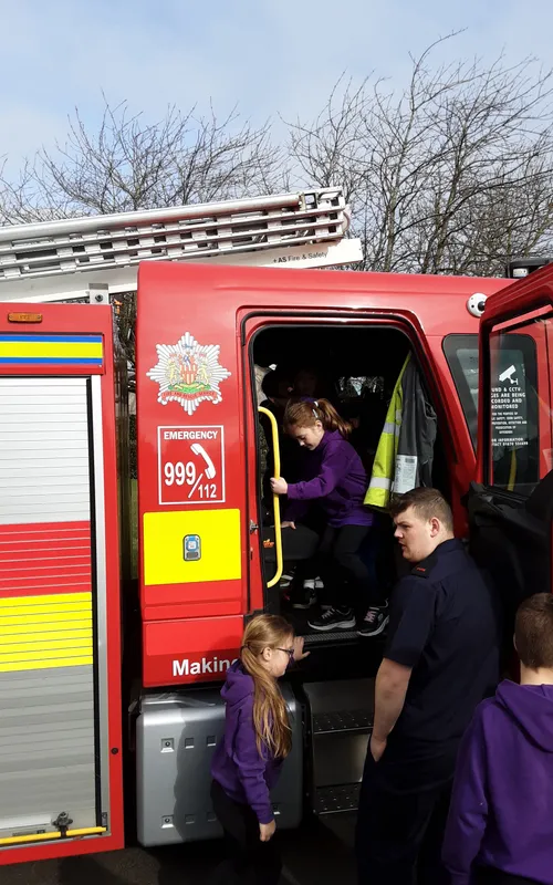 Gallery - created at 2025-03-27 11:04:23 - image 28 Gallery - created at 2025-03-27 11:04:23 - image 28