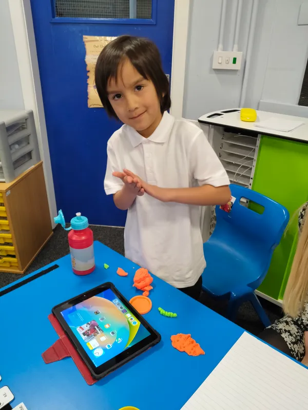 Gallery - created at 2025-05-18 08:58:21 - image 4