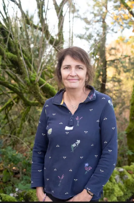 Teaching Assistants - image 2 Teaching Assistants - image 2