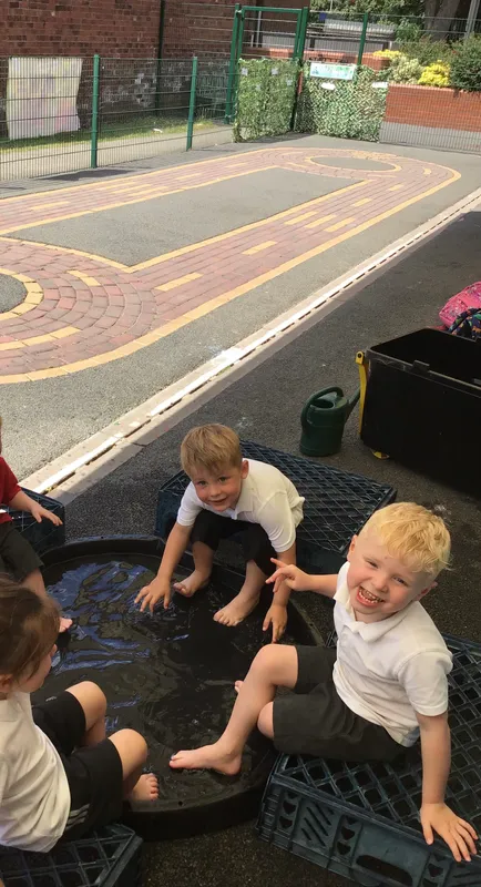 Cooling down at the nursery spa! - image 3 Cooling down at the nursery spa! - image 3