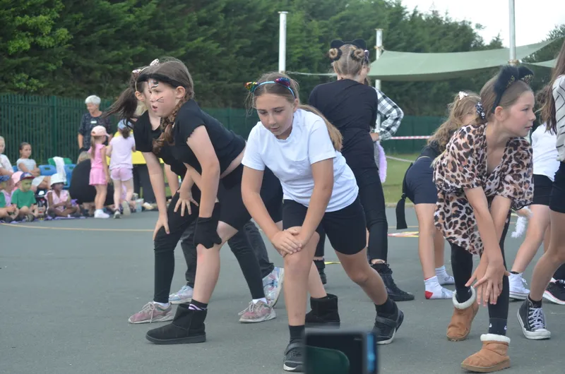 Extravaganza 2025 Part 1 - image 37