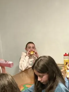 Photos - image 74 Photos - image 74