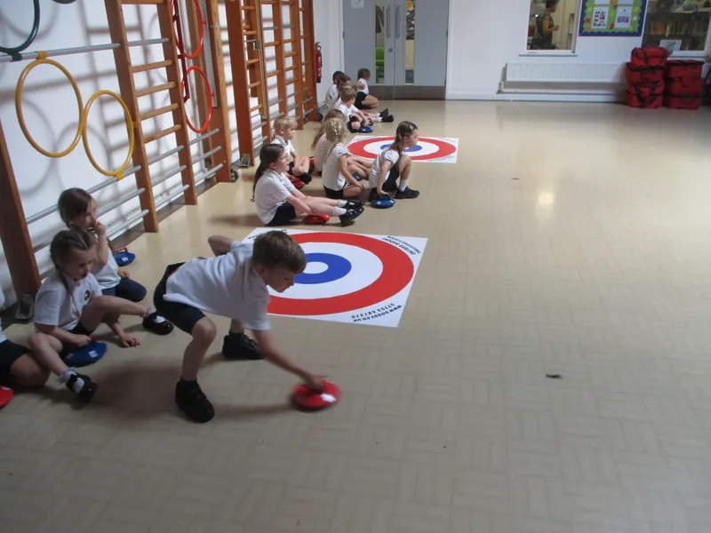 Curling - image 15